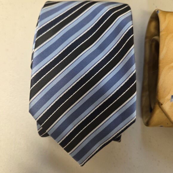 Lot 6 Men's Ties Silk or Polyester Wearable Craft Quilting Multi Colors - Picture 5 of 16